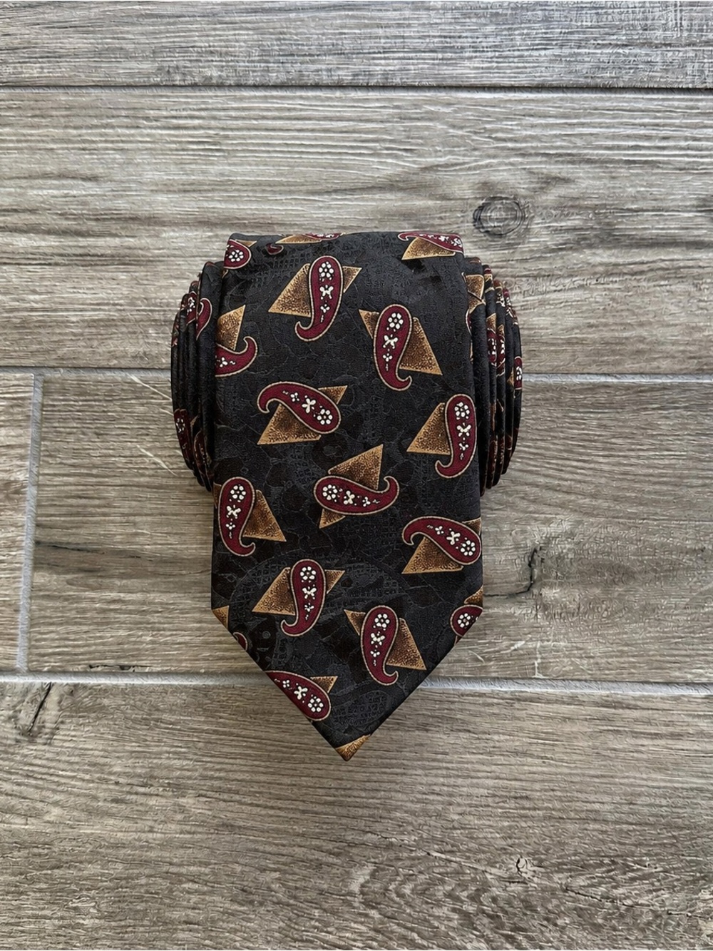Chaps Ralph Lauren Brown Tie with Burgundy Paisley & Tan Motifs 100% Silk